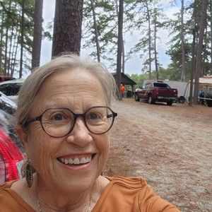 Meet your Posher, Pamela